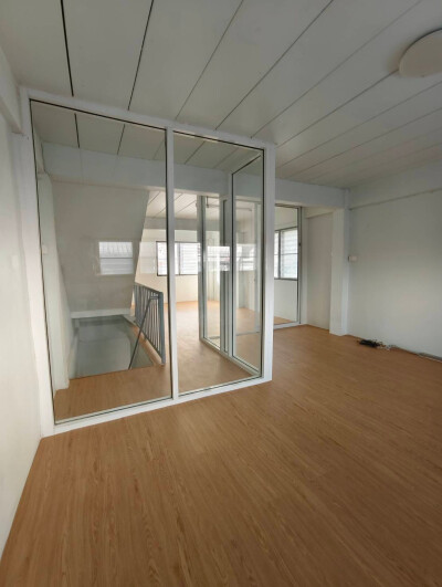 อัพเดทล่าสุด 6/12/2568 : 🏡 ให้เช่า อาคารพาณิชย์ หลังหัวมุม ซอยเทพารักษ์ 78 (โกสิน)-19