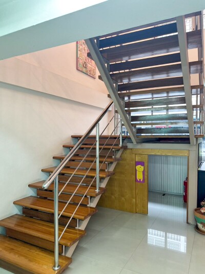 ให้เช่าอาคารพาณิชย์ 2 ชั้น รีโนเวทใหม่ เหมาะทำออฟฟิศ คาเฟ่ หรือสตูดิโอออนไลน์-12