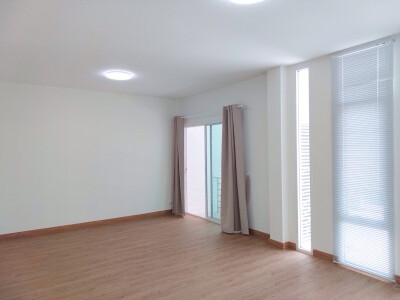 เดอะ ไลฟ์ บางนา