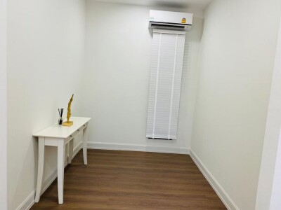 นันทวัน พระราม 9 - กรุงเทพกรีฑาตัดใหม่ / 🛏️ 4 ห้องนอน 🚿 5 ห้องน้ำ 🚗 ที่จอดรถ 3 คัน