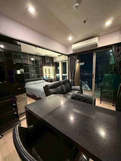 วิสซ์ดอม สเตชั่น รัชดา - ท่าพระ / Whizdom Station Ratchada - Thapra