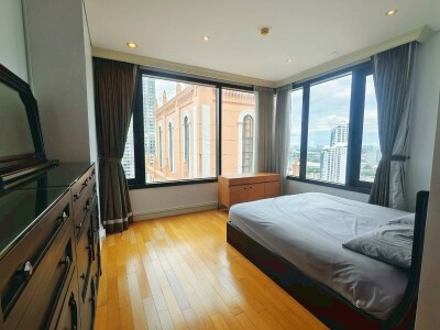 อกัสตัน สุขุมวิท 22 / ขนาด 155 ตร.ม. | ชั้น 28 | เพดานสูง 2.8 ม.-6