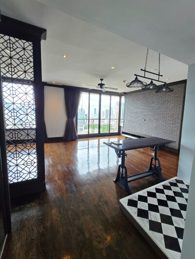 อกัสตัน สุขุมวิท 22 / ขนาด 155 ตร.ม. | ชั้น 28 | เพดานสูง 2.8 ม.-8