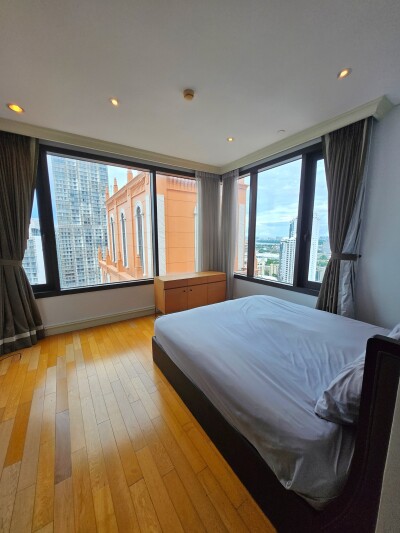 อกัสตัน สุขุมวิท 22 / ขนาด 155 ตร.ม. | ชั้น 28 | เพดานสูง 2.8 ม.-7