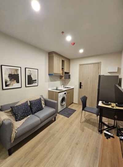 ไลฟ์ พระราม 4 - อโศก / 📍 ยูนิต 2599/128 | ชั้น 11 🛏 1 ห้องนอน | 1 ห้องน้ำ 📐 ขนาด 29 ตร.ม.-7