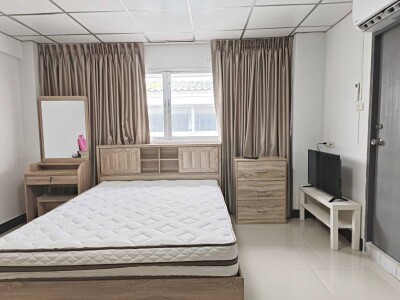 ลุมพินี เซ็นเตอร์ แฮปปี้แลนด์ เฟส 1-4 / Lumpini Center Happy Land Phase 1-4-1