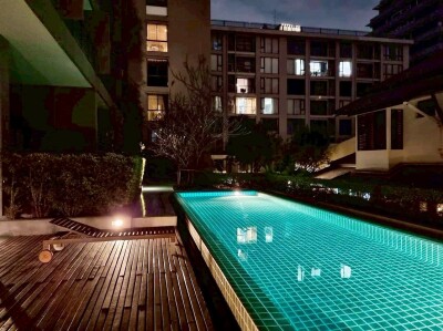 โนเบิล แอมเบียนส์ สารสิน / 🛏 1 ห้องนอน | 🛁 1 ห้องน้ำ 📐 ขนาด 50 ตร.ม. | ชั้น 5 วิวสวนสวย