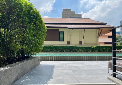 โนเบิล แอมเบียนส์ สารสิน / 🛏 1 ห้องนอน | 🛁 1 ห้องน้ำ 📐 ขนาด 50 ตร.ม. | ชั้น 5 วิวสวนสวย