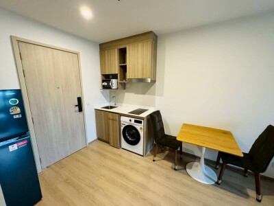 อัพเดทล่าสุด 25/6/2568 : ไลฟ์ พระราม 4 - อโศก / 🛏️ 1 ห้องนอน | 1 ห้องน้ำ 📐 ขนาด 33 ตร.ม. | ชั้น 15-8