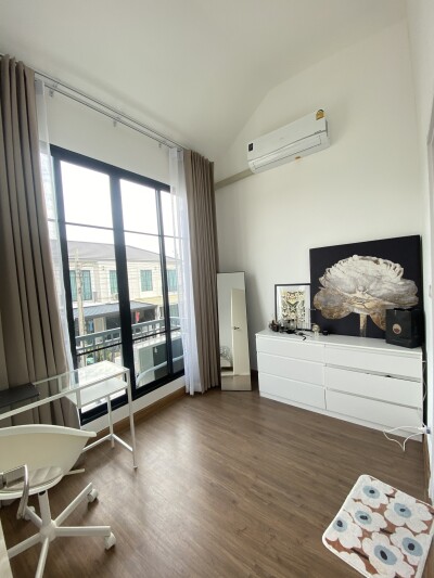 โครงการ พฤกษาวิลล์ 112 กรุงเทพกรีฑา-วงแหวน / 🛏 3 ห้องนอน | 🚿 2 ห้องน้ำ | 🛋 1 ห้องอเนกประสงค์-3