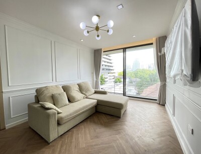 โนเบิล แอมเบียนส์ สารสิน / 🛏 1 ห้องนอน | 🛁 1 ห้องน้ำ 📐 ขนาด 50 ตร.ม. | ชั้น 5 วิวสวนสวย