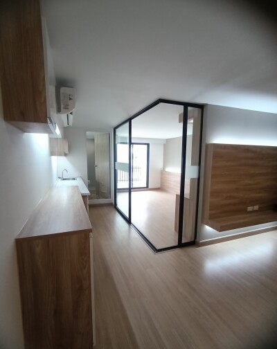 อัพเดทล่าสุด 21/7/2568 : เลเวล คอนโดมิเนียม / 📍 ซอยมัณฑนา | ชั้น 8 | ขนาด 42 ตร.ม. | 1 ห้องนอน