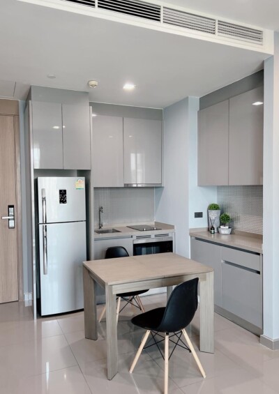 เอ็ม สีลม / 🛏 1 ห้องนอน | 1 ห้องน้ำ | 53 ตร.ม.-5