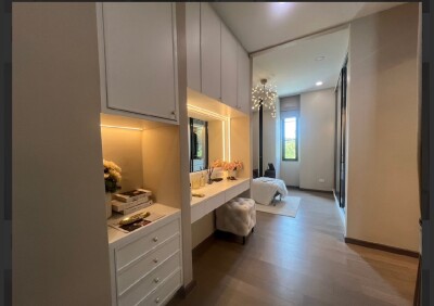 โครงการ The Master เอกมัย-สุคนธสวัสดิ์ / พื้นที่ใช้สอย: 409.25 ตร.ม.  3 ห้องนอน | 4 ห้องน้ำ (มีอ่างอาบน้ำ)-6