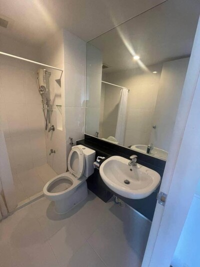 เดอะ พาร์คแลนด์ แกรนด์ ตากสิน / 📍 ชั้น 21 ห้อง 2118 วิวสระว่ายน้ำสวยงาม-12