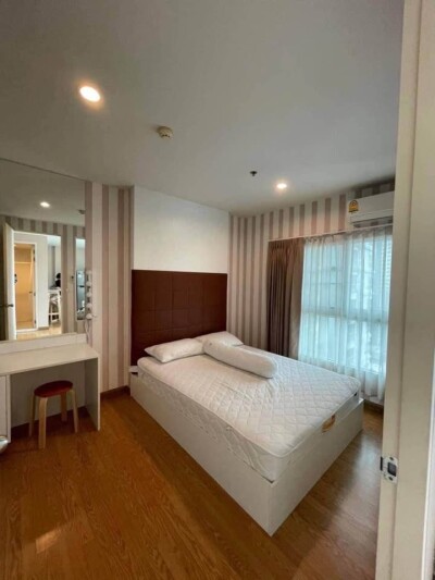 เดอะ พาร์คแลนด์ แกรนด์ ตากสิน / 📍 ชั้น 21 ห้อง 2118 วิวสระว่ายน้ำสวยงาม-5