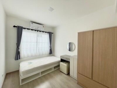 อินดี้ 2 บางนา - รามคำแหง 2 / 4 ที่จอดรถ  ขนาด 28.1 ตร.ว. พื้นที่ใช้สอย 122 ตร.ม.-11