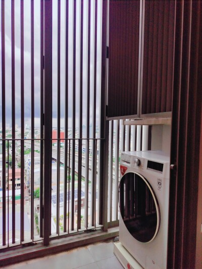 เดอะ รูม BTS วงเวียนใหญ่ / ระเบียง 2 ด้าน | ชั้น 16 | ขนาดใหญ่ 53 ตร.ม.