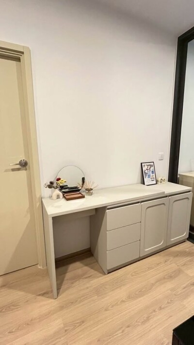 อัพเดตล่าสุด  18/7/2568 :  ไลฟ์ พระราม 4 - อโศก / ขนาด: 32 ตร.ม.  แบบ: 1 ห้องนอน / 1 ห้องน้ำ-5