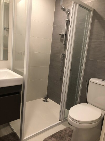 แอทโมซ ลาดพร้าว 15 / ขนาด 25 ตร.ม.  ชั้น 6 วิวเมือง โปร่ง โล่งสบายตา-10