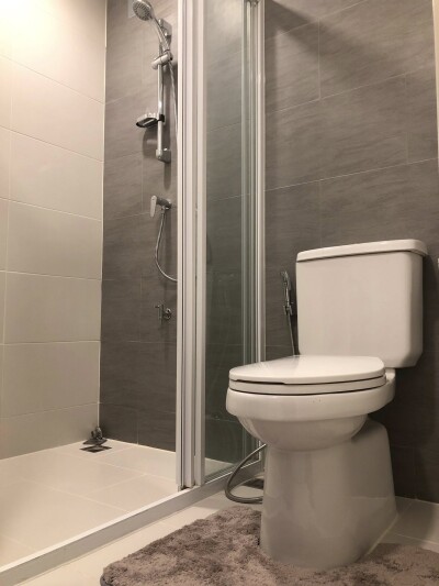 แอทโมซ ลาดพร้าว 15 / ขนาด 25 ตร.ม.  ชั้น 6 วิวเมือง โปร่ง โล่งสบายตา-11