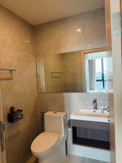 โนเบิล นิว ดิสทริค อาร์ไนน์ / Noble Nue District R9-9