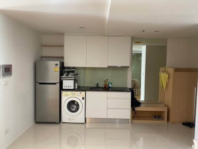 15 สุขุมวิท เรสซิเด็นซ์ / 📐 พื้นที่ 125 ตร.ม. | ชั้น 12-6