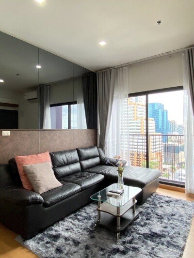 โนเบิล รีวิล / 🔹 ขนาด 50 ตร.ม. | 1 ห้องนอน | 1 ห้องน้ำ