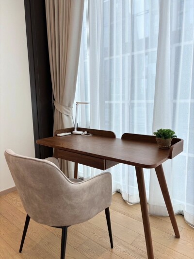 28 ชิดลม / 📐 พื้นที่ใช้สอย 70 ตร.ม. 🛌 ห้องมุม 2 ห้องนอน 🛁 2 ห้องน้ำ