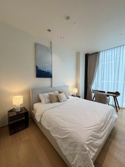 28 ชิดลม / 📐 พื้นที่ใช้สอย 70 ตร.ม. 🛌 ห้องมุม 2 ห้องนอน 🛁 2 ห้องน้ำ