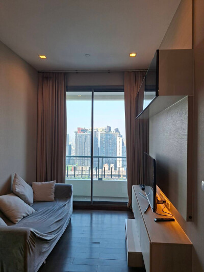 คิว อโศก / Q Asoke-2