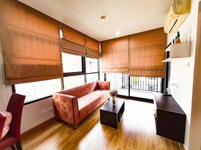 บ้านนวธารา (ริเวอร์ไลฟ์) / Baan Navatara (River Life)