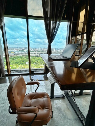 เดอะ ไลน์ จตุจักร - หมอชิต / The Line Jatujak