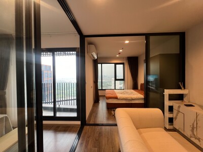 ไลฟ์ ลาดพร้าว วัลเล่ย์ / Life Ladprao Valley