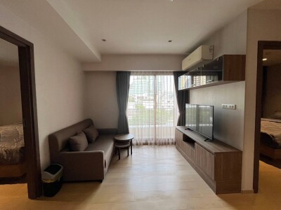 รูเนะสุ ทองหล่อ 5 / Runesu Thonglor 5