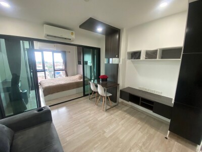 ดีมาร์ก คอนโด แอท สุทธิสาร / D Mark Condo Sutthisan