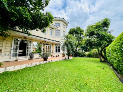 โกลเด้นนครา อ่อนนุช 65 / Golden Nakara Onnut 65