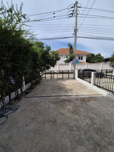 โมดิ วิลล่า บางบัวทอง /  Modi Villa Bangbuathong