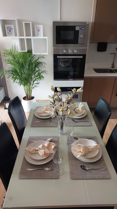 สิริ แอท สุขุมวิท / Siri @ Sukhumvit