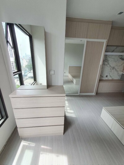 ไลฟ์ อโศก - พระราม 9 / Life Asoke - Rama 9