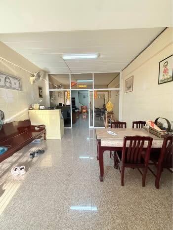 ตึกแถว 2 ชั้น ย่านเคหะร่มเกล้า ลากกระบัง 🌟