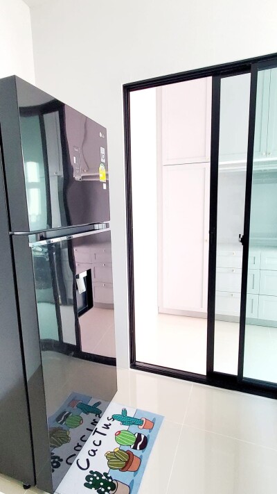 หมู่บ้าน อณาสิริ รามคำแหง (เขตลาดกระบัง)-8