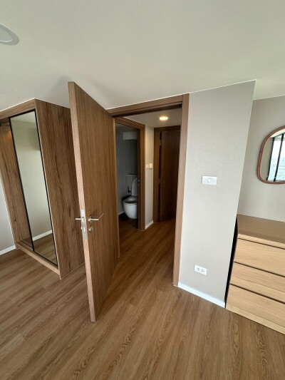 ไซมิส พระราม 9 (แลนด์มาร์ค @MRTA Station) / ห้องขนาด 70 ตรม. ชั้น 18 อาคาร C