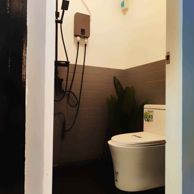 อัพเดทล่าสุด 11/10/2568 : 🏡✨ ขาย / ให้เช่าบ้าน รีโนเวทใหม่ ทำเลทอง ติดถนน ใกล้รถไฟฟ้า 2 สาย ✨🏡