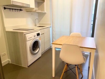 เมโทร ลักซ์ โรสโกลด์ พหลฯ - สุทธิสาร / Metro Luxe Rose Gold Phahol - Sutthisan