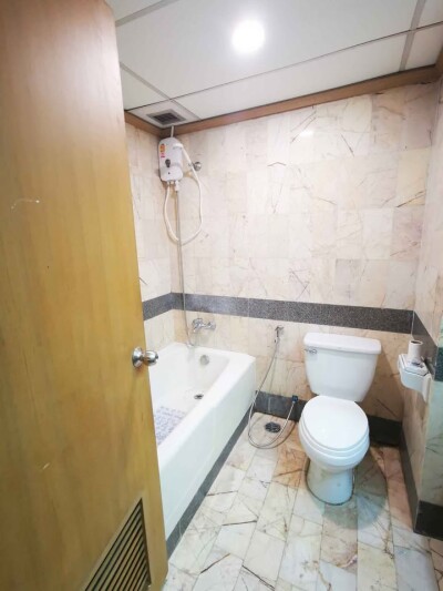 รอยัล ไนน์ เรสซิเดนท์ / Royal Nine Residence