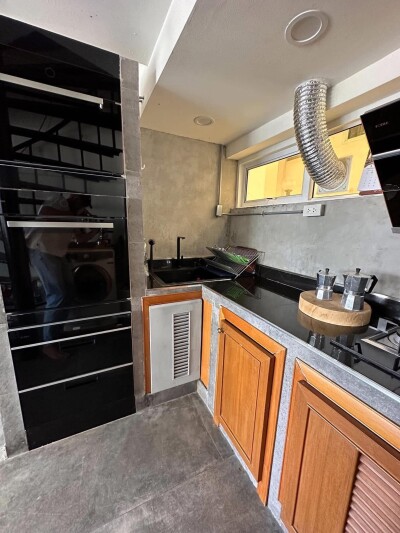 ทองหล่อ ทาวเวอร์ / Thonglor Tower