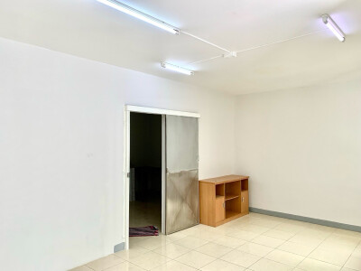 🏠 ให้เช่า ทาวน์เฮ้าส์ 2 ชั้น | หลังมุม