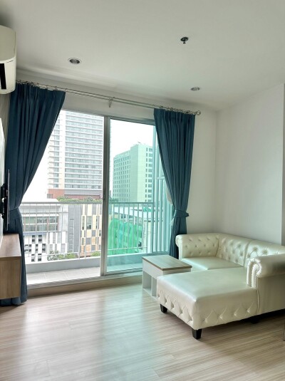 เดอะ โฮเทล เซอร์วิส / The Hotel Serviced