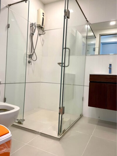 ทรู ทองหล่อ / Thru Thonglor